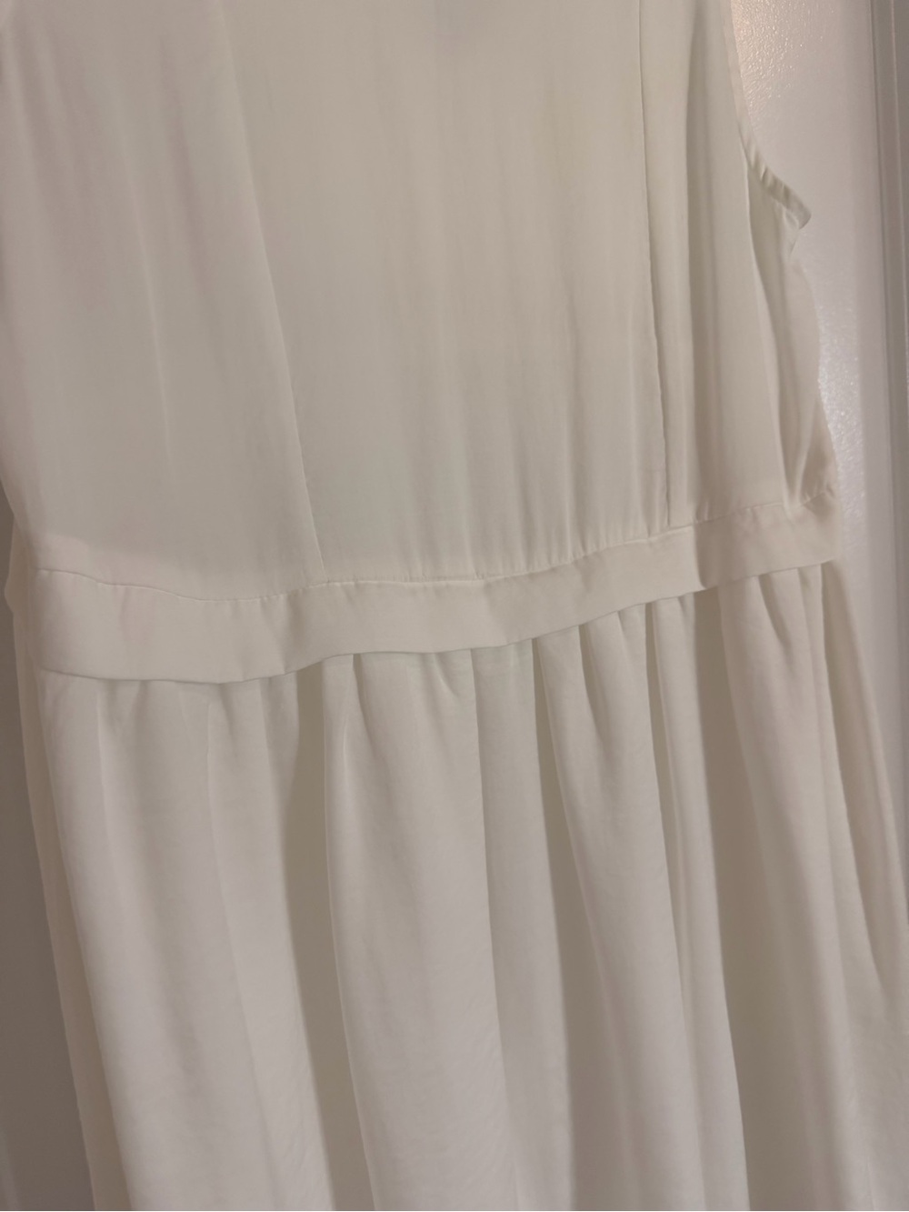 dRA Los Angeles White Flowy Sleeveless V-Neck Alhena Dress (Size Small) - Picture 5 of 10